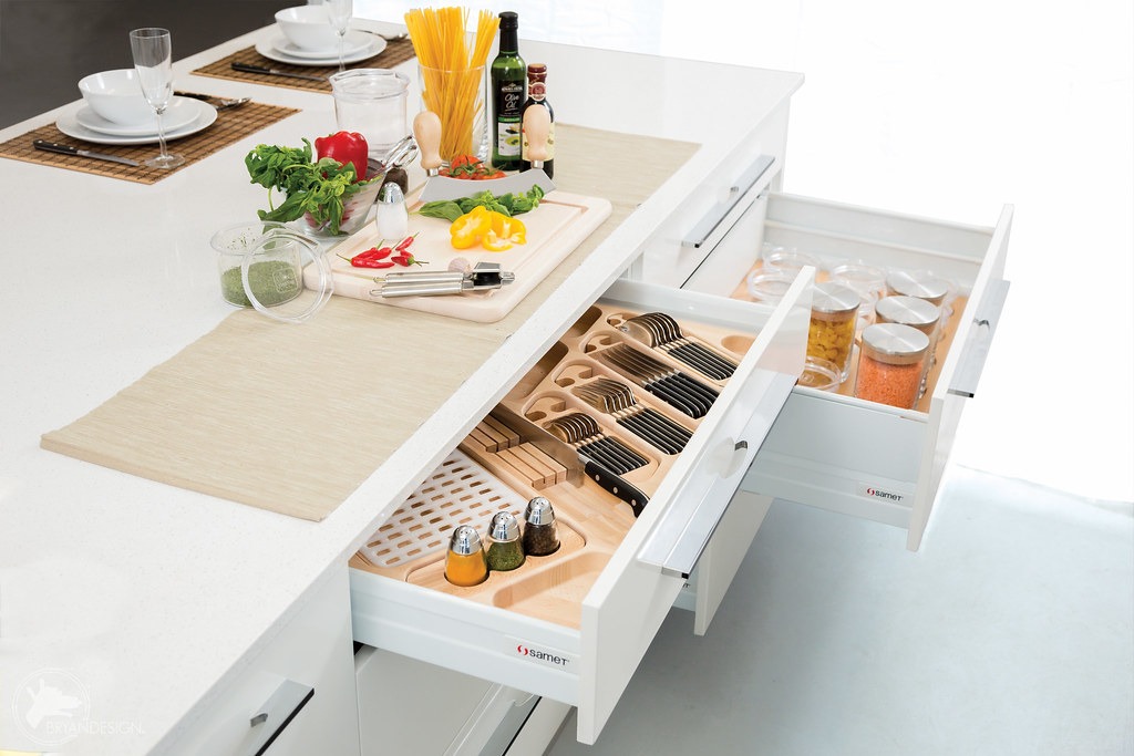 kitchen cabinet and drawer accessories
